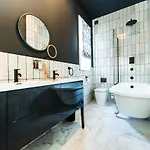Rounton By Luxury Travel Emporium- Hot Tub - Sea Views - Parking 로빈후즈베이