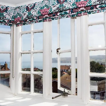 펜션 Rounton By Luxury Travel Emporium- Hot Tub - Sea Views - Parking