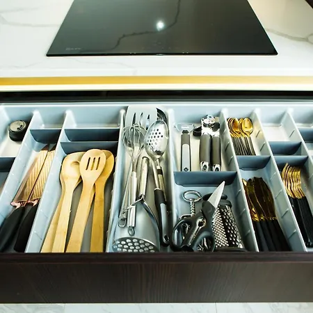 Rounton By Luxury Travel Emporium- Hot Tub - Sea Views - Parking *