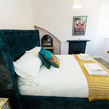 Rounton By Luxury Travel Emporium- Hot Tub - Sea Views - Parking *