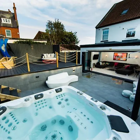 度假居 Rounton By Luxury Travel Emporium- Hot Tub - Sea Views - Parking