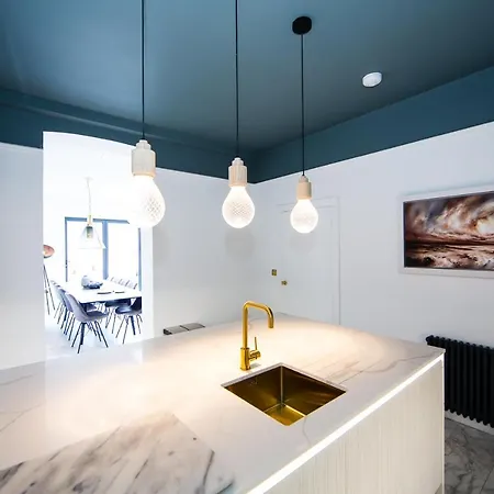 Rounton By Luxury Travel Emporium- Hot Tub - Sea Views - Parking